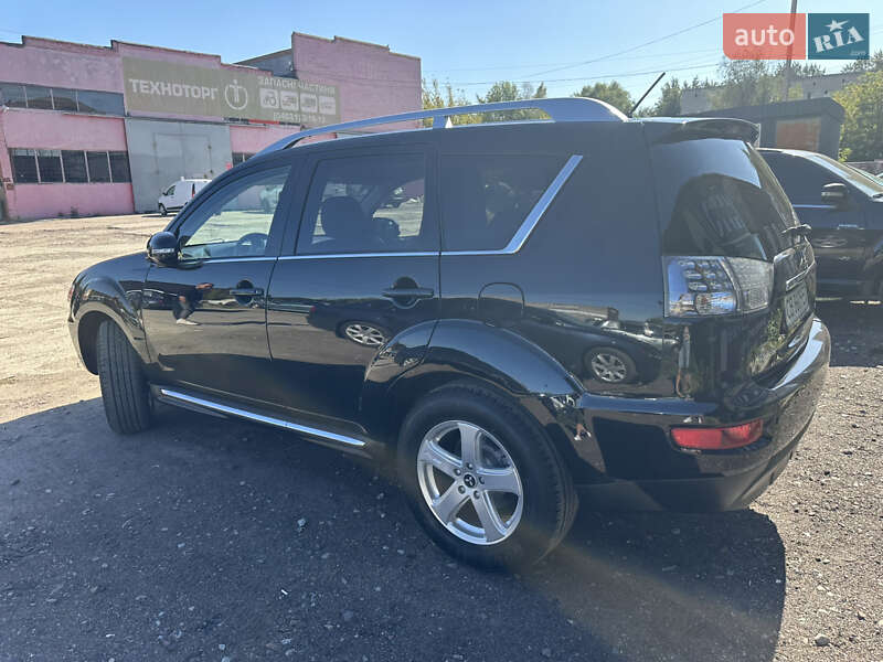 Позашляховик / Кросовер Mitsubishi Outlander 2009 в Ніжині