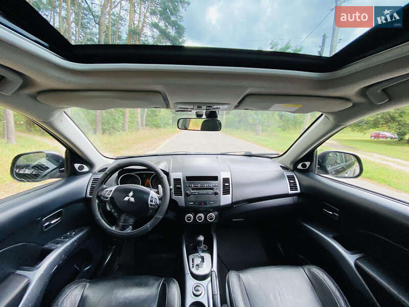 Позашляховик / Кросовер Mitsubishi Outlander 2008 в Харкові