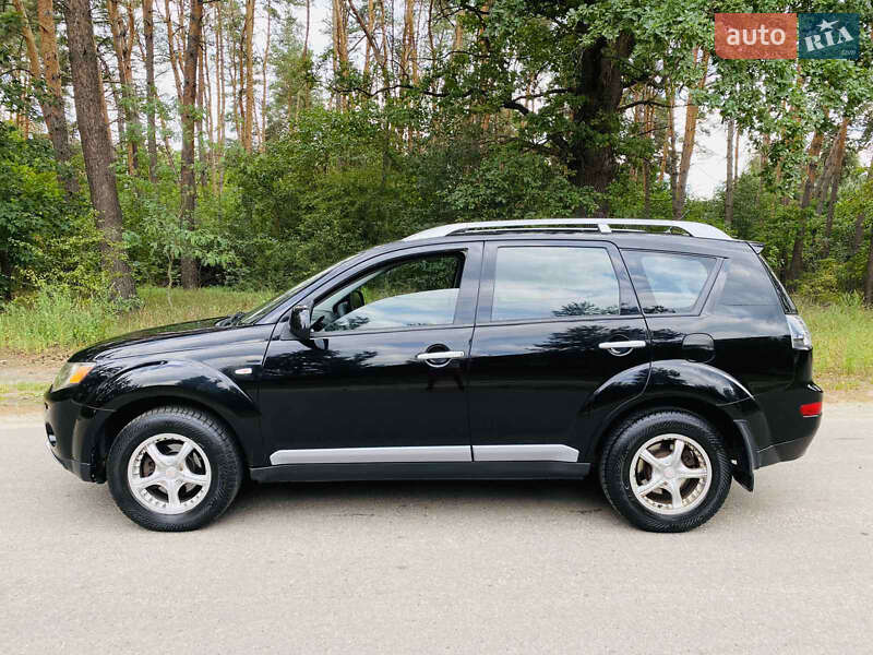 Позашляховик / Кросовер Mitsubishi Outlander 2008 в Харкові