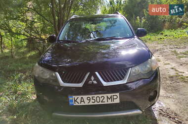 Внедорожник / Кроссовер Mitsubishi Outlander 2008 в 