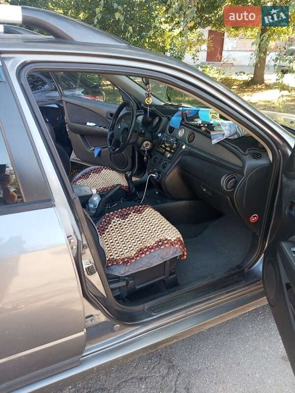 Позашляховик / Кросовер Mitsubishi Outlander 2008 в Миргороді