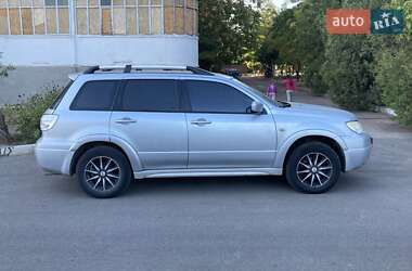 Внедорожник / Кроссовер Mitsubishi Outlander 2009 в 