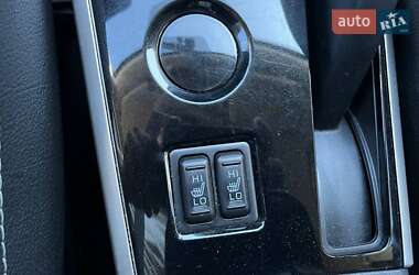 Внедорожник / Кроссовер Mitsubishi Outlander 2021 в 