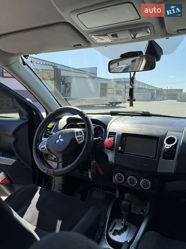 Позашляховик / Кросовер Mitsubishi Outlander 2008 в Дніпрі фото 5 Позашляховик / Кросовер Mitsubishi Outlander 2008 в Дніпрі