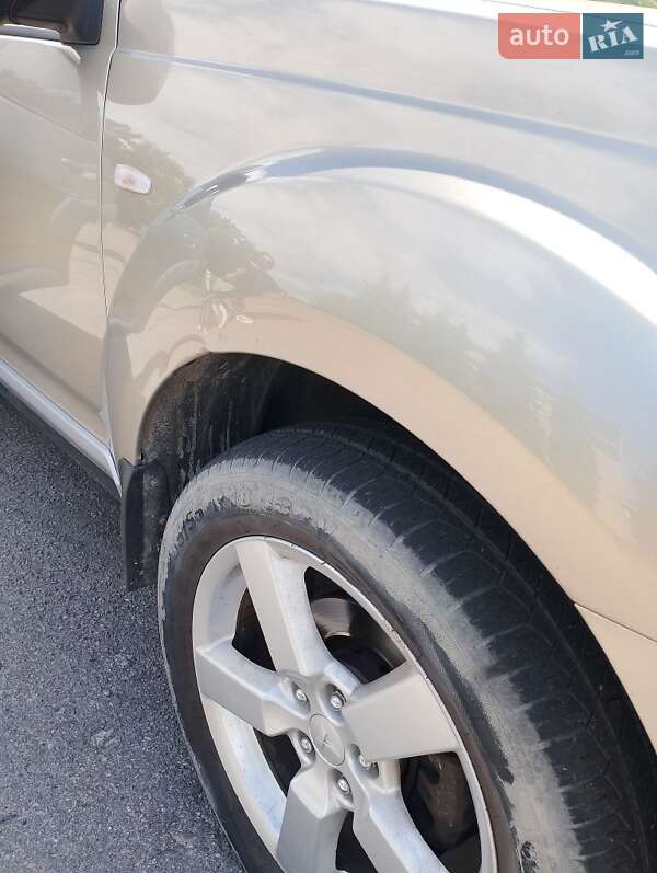 Внедорожник / Кроссовер Mitsubishi Outlander 2008 в Полтаве