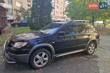 Внедорожник / Кроссовер Mitsubishi Outlander 2005 в Черновцах