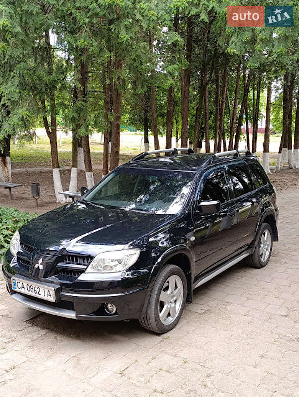 Позашляховик / Кросовер Mitsubishi Outlander 2007 в Жашківу