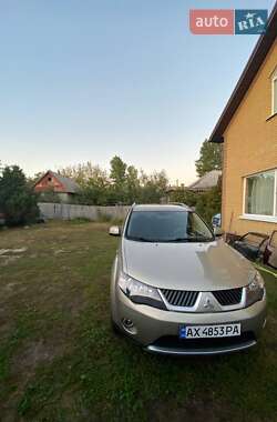 Внедорожник / Кроссовер Mitsubishi Outlander 2008 в Харькове