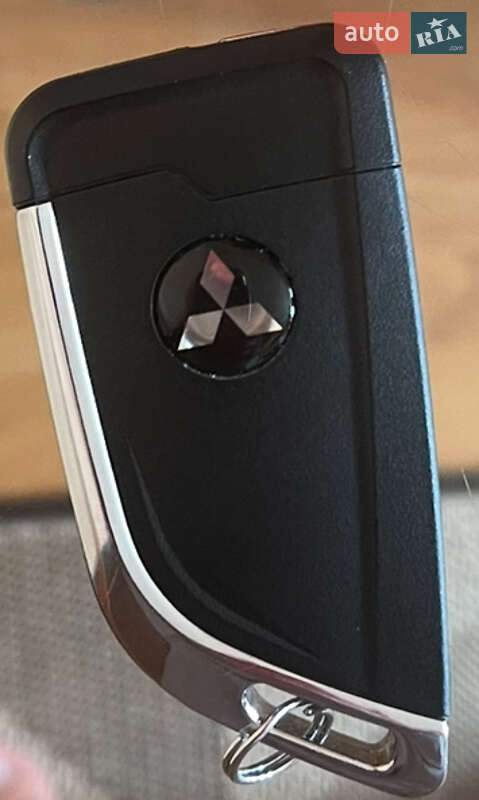 Внедорожник / Кроссовер Mitsubishi Outlander 2018 в Львове фото 9 Внедорожник / Кроссовер Mitsubishi Outlander 2018 в Львове