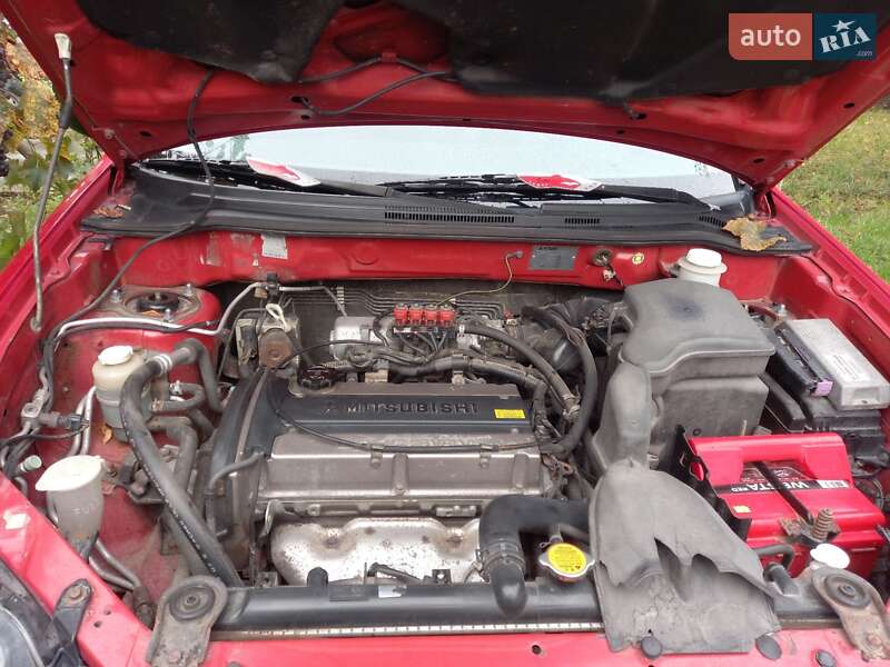 Позашляховик / Кросовер Mitsubishi Outlander 2003 в Хотині фото 8 Позашляховик / Кросовер Mitsubishi Outlander 2003 в Хотині