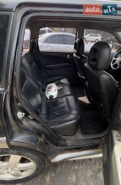 Внедорожник / Кроссовер Mitsubishi Outlander 2004 в 