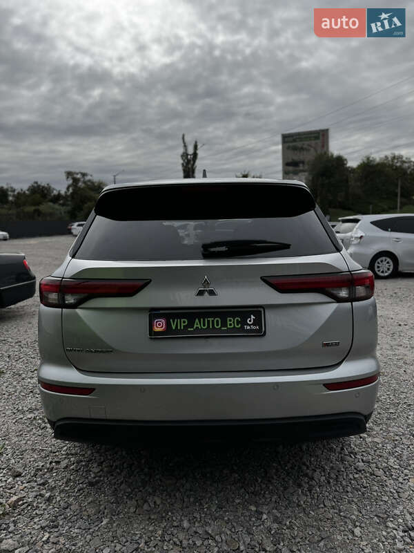 Внедорожник / Кроссовер Mitsubishi Outlander 2022 в Белой Церкви