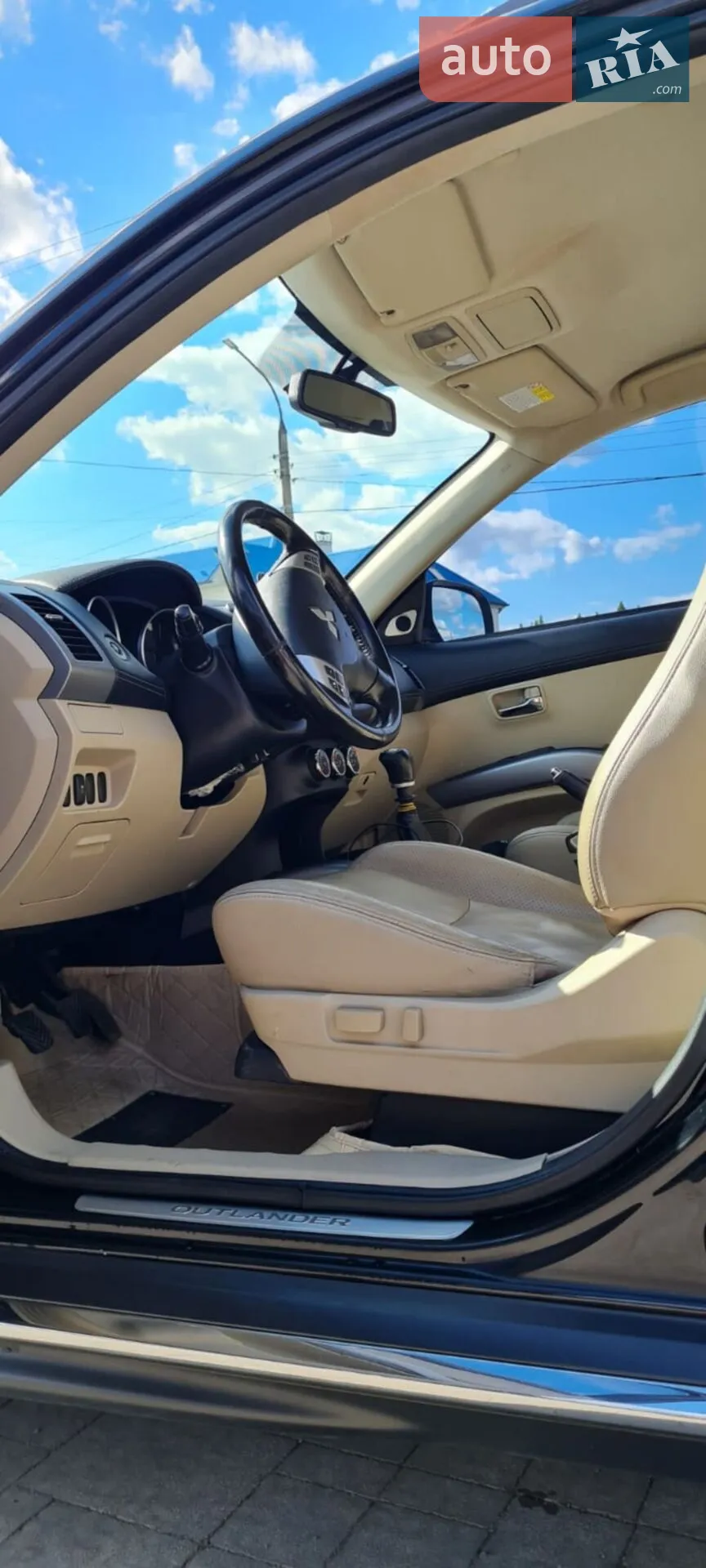 2012 Mitsubishi Outlander - мініатюра 25