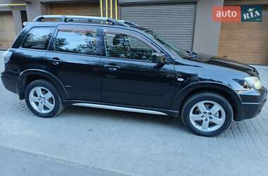 Внедорожник / Кроссовер Mitsubishi Outlander 2006 в 