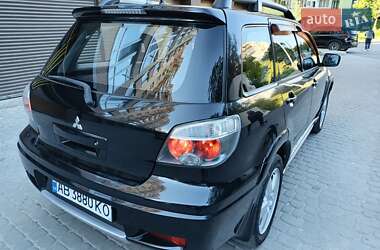 Внедорожник / Кроссовер Mitsubishi Outlander 2006 в 