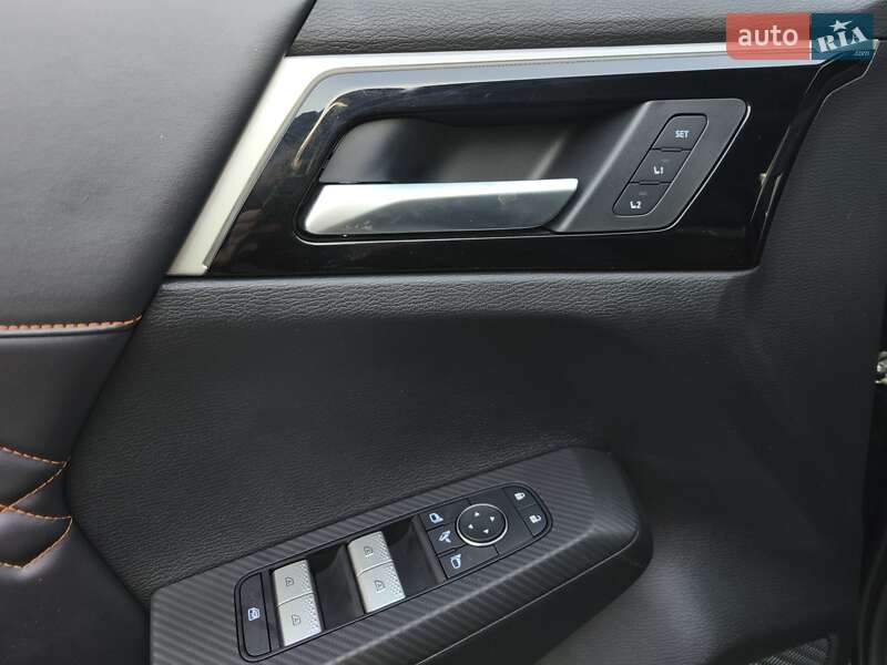 Позашляховик / Кросовер Mitsubishi Outlander 2023 в Дніпрі