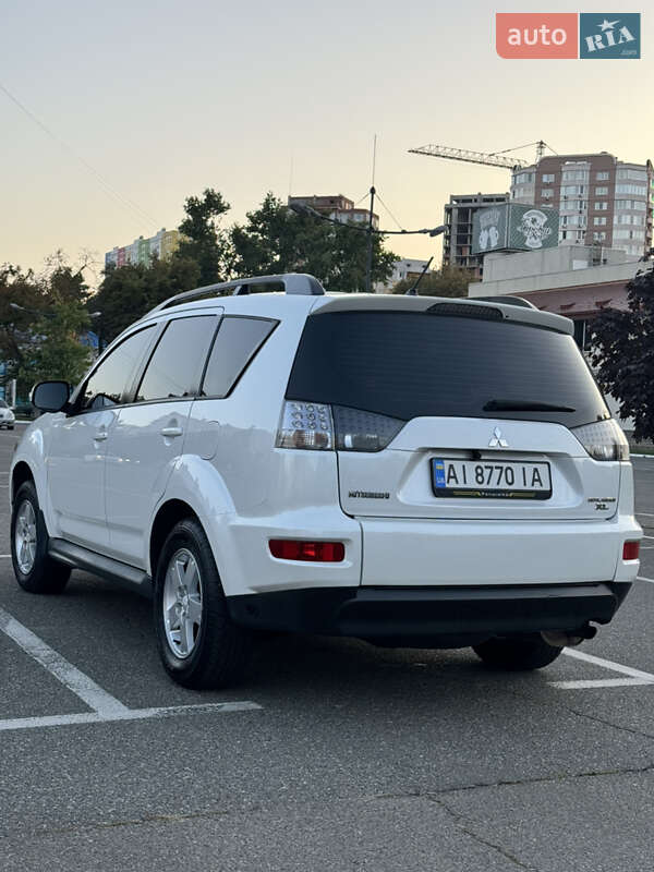 Внедорожник / Кроссовер Mitsubishi Outlander 2011 в Броварах