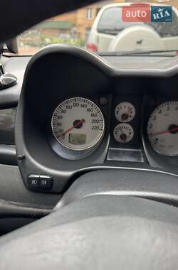 Внедорожник / Кроссовер Mitsubishi Outlander 2009 в 