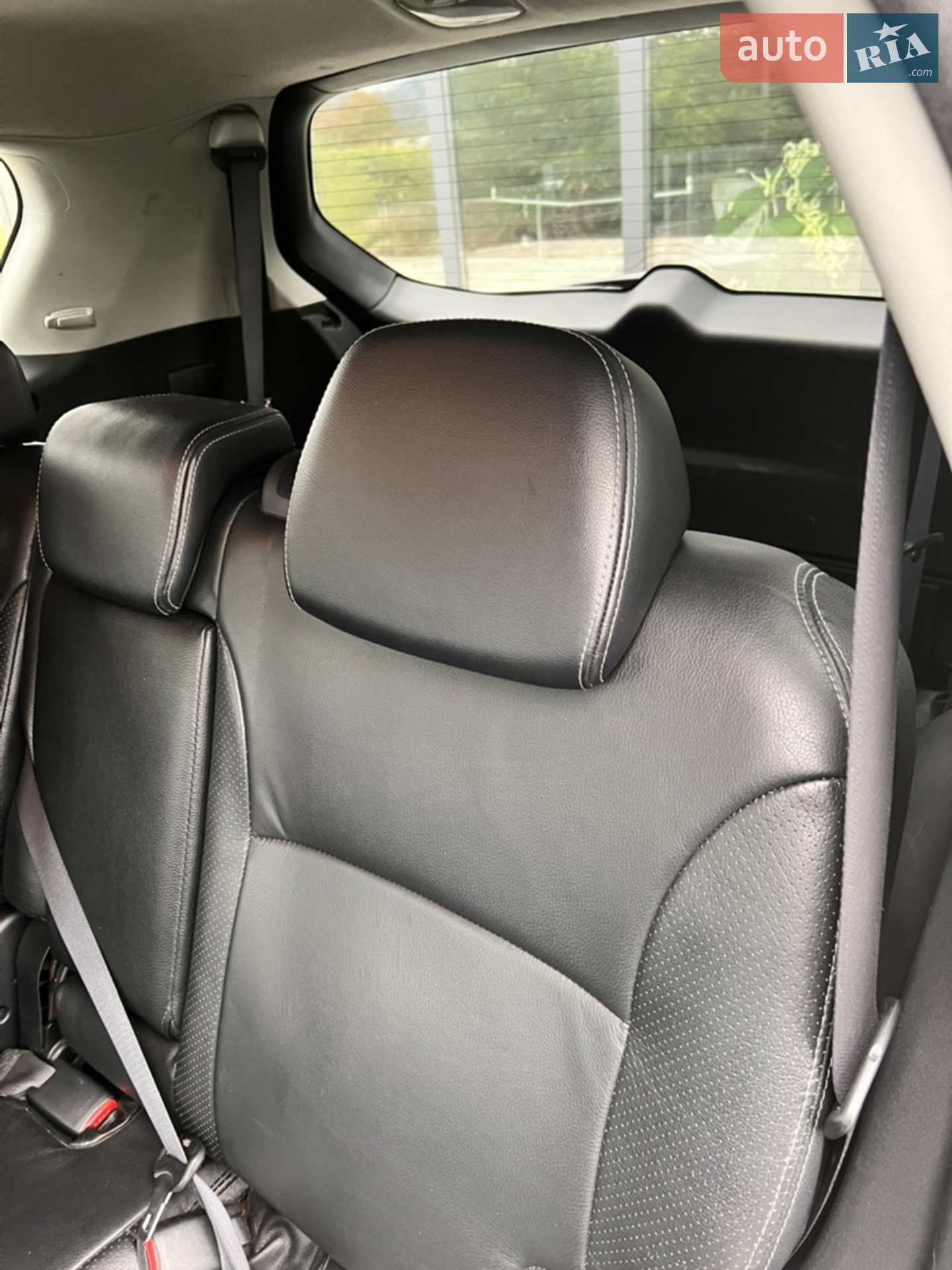 2012 Mitsubishi Outlander - мініатюра 10