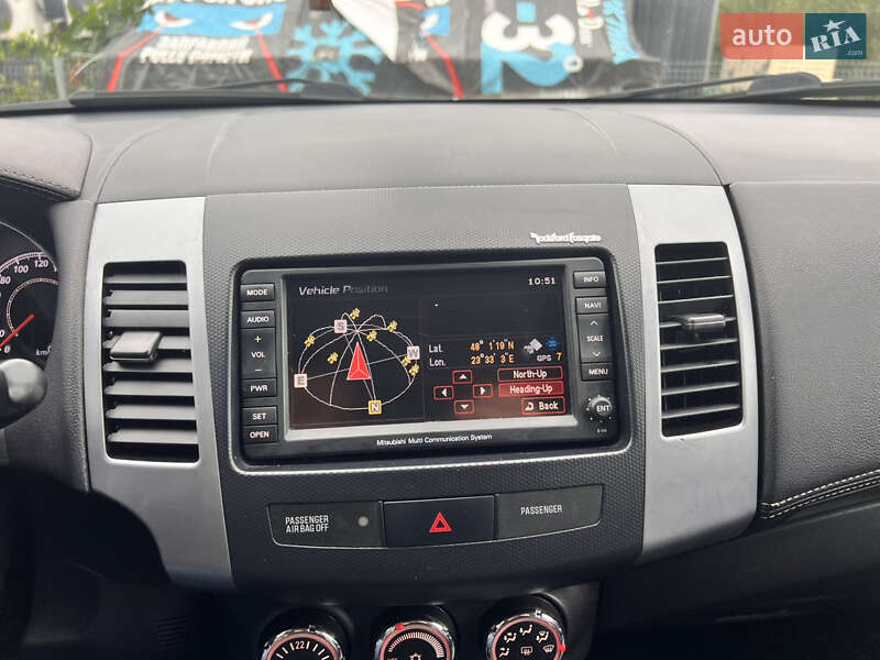 Внедорожник / Кроссовер Mitsubishi Outlander 2012 в Тячеве