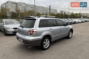 Внедорожник / Кроссовер Mitsubishi Outlander 2004 в 