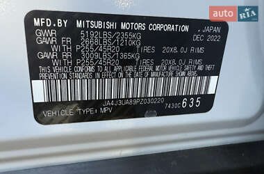 Внедорожник / Кроссовер Mitsubishi Outlander 2023 в 