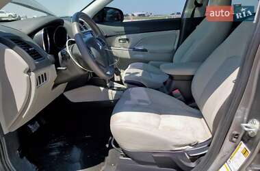Внедорожник / Кроссовер Mitsubishi Outlander 2018 в 
