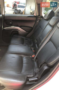 Внедорожник / Кроссовер Mitsubishi Outlander 2008 в 