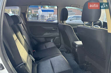 Внедорожник / Кроссовер Mitsubishi Outlander 2013 в 