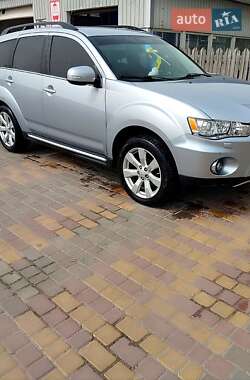 Позашляховик / Кросовер Mitsubishi Outlander 2010 в Великій Олександрівці