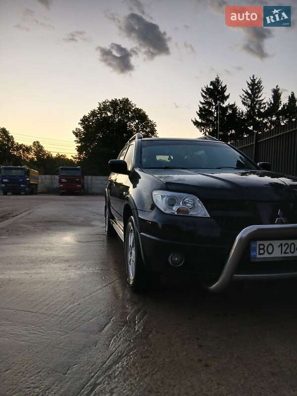 Внедорожник / Кроссовер Mitsubishi Outlander 2008 в Тернополе