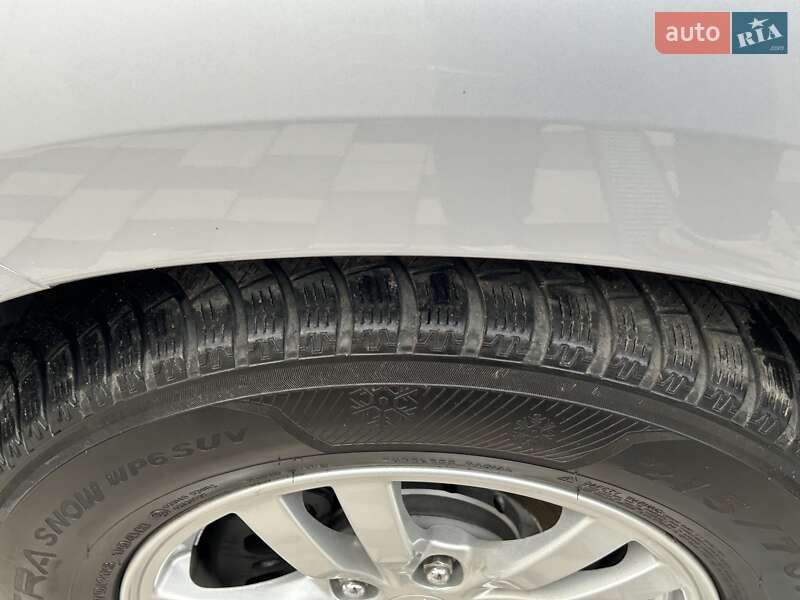 Внедорожник / Кроссовер Mitsubishi Outlander 2012 в Ровно