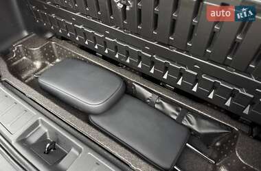 Внедорожник / Кроссовер Mitsubishi Outlander 2022 в 