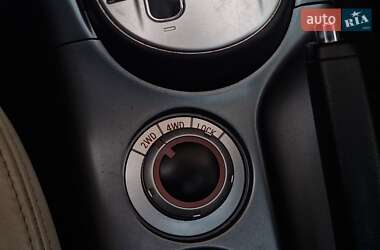 Внедорожник / Кроссовер Mitsubishi Outlander 2010 в 