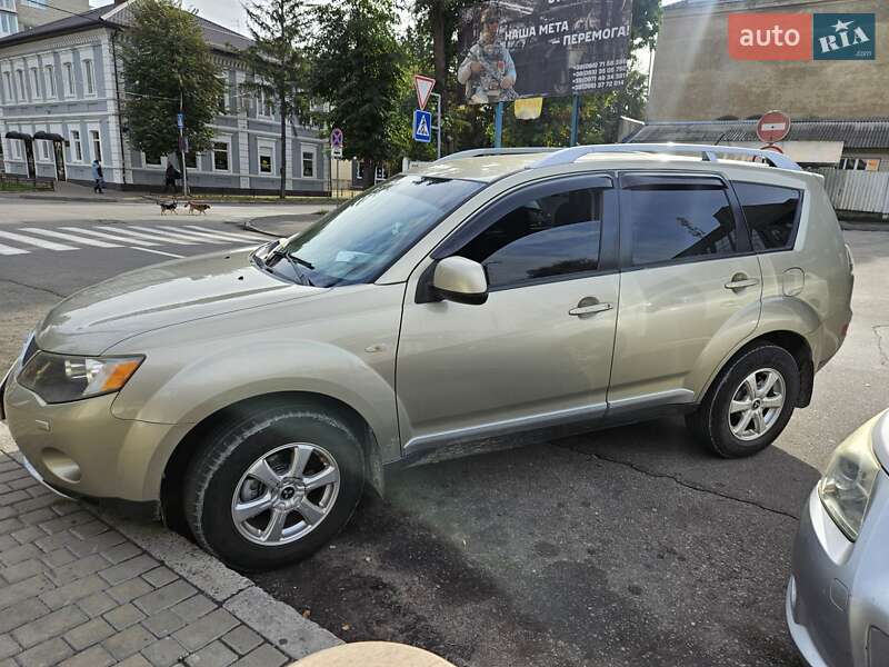 Внедорожник / Кроссовер Mitsubishi Outlander 2007 в Кременчуге