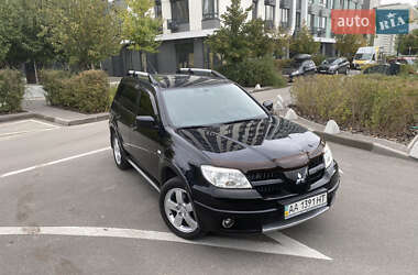Внедорожник / Кроссовер Mitsubishi Outlander 2008 в 