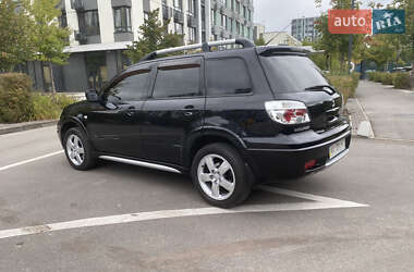Внедорожник / Кроссовер Mitsubishi Outlander 2008 в 
