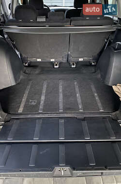 Внедорожник / Кроссовер Mitsubishi Outlander 2012 в 
