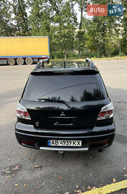 Внедорожник / Кроссовер Mitsubishi Outlander 2006 в 