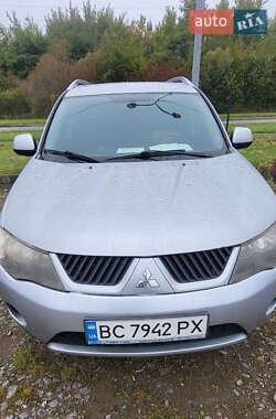Позашляховик / Кросовер Mitsubishi Outlander 2008 в Львові