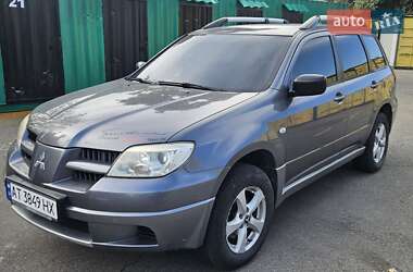 Внедорожник / Кроссовер Mitsubishi Outlander 2008 в Киеве