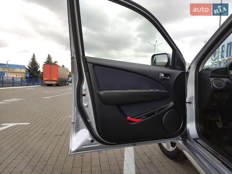 Внедорожник / Кроссовер Mitsubishi Outlander 2008 в Прилуках фото 10 Внедорожник / Кроссовер Mitsubishi Outlander 2008 в Прилуках