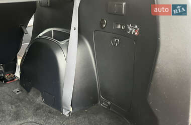 Внедорожник / Кроссовер Mitsubishi Outlander 2012 в 