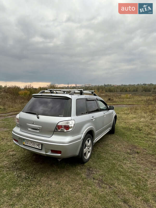 Внедорожник / Кроссовер Mitsubishi Outlander 2008 в Ирпене