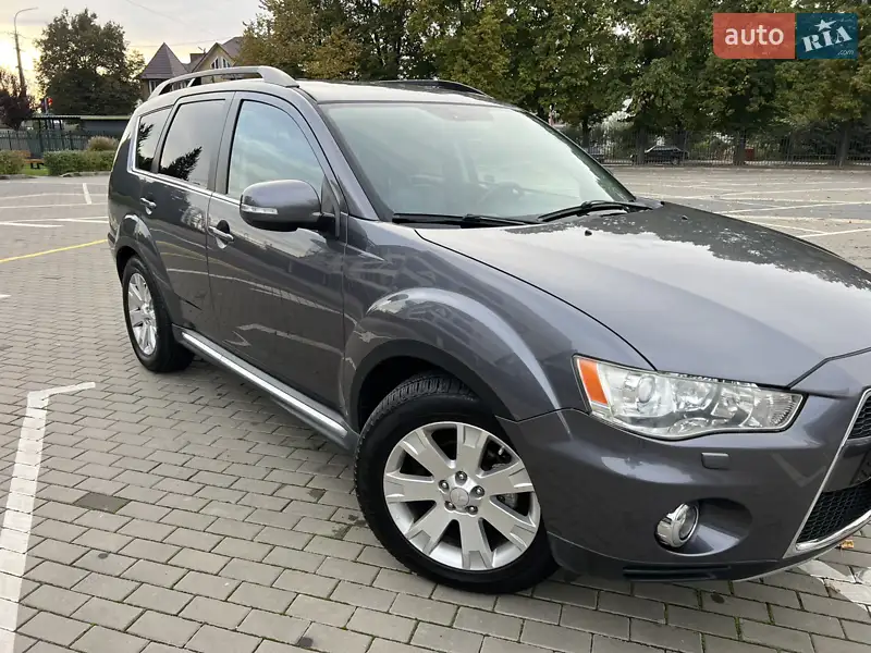 Mitsubishi Outlander