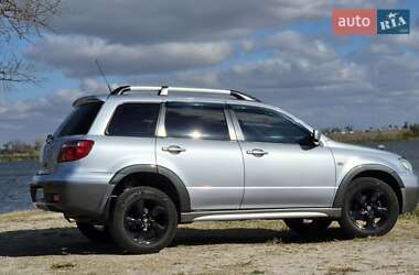 Позашляховик / Кросовер Mitsubishi Outlander 2005 в 