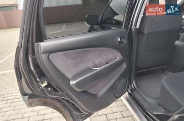 Внедорожник / Кроссовер Mitsubishi Outlander 2005 в 