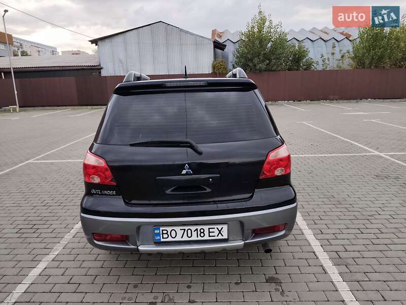 Внедорожник / Кроссовер Mitsubishi Outlander 2005 в Черкассах фото 6 Внедорожник / Кроссовер Mitsubishi Outlander 2005 в Черкассах