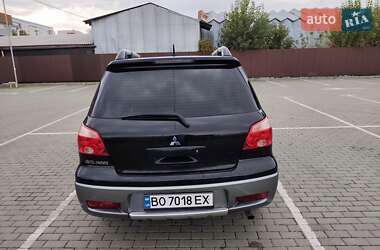 Внедорожник / Кроссовер Mitsubishi Outlander 2005 в 