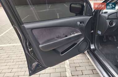 Внедорожник / Кроссовер Mitsubishi Outlander 2005 в 